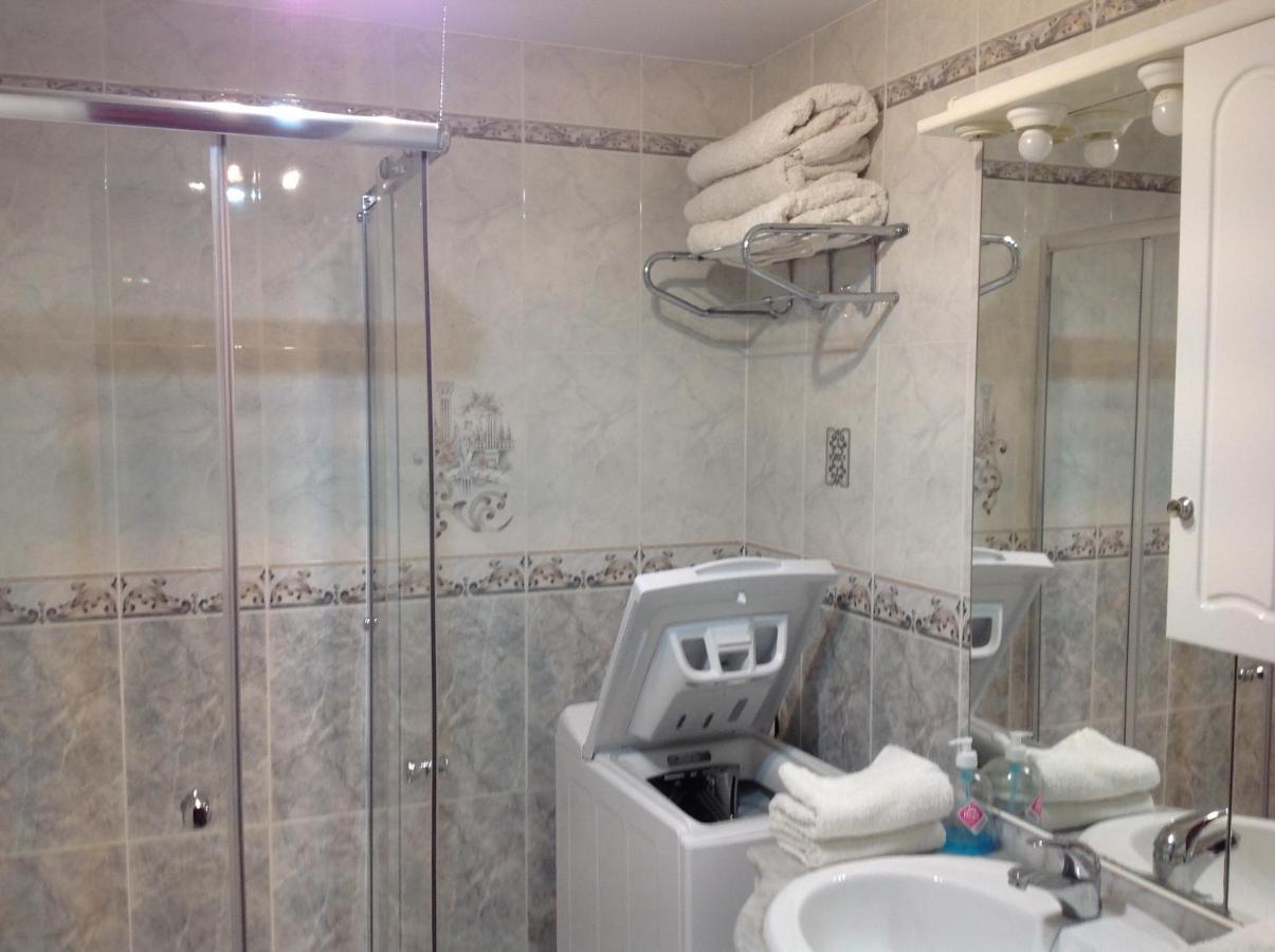 Apartamento Benalbeach. Espectacular Terraza, Vistas Al Mar. Benalmádena