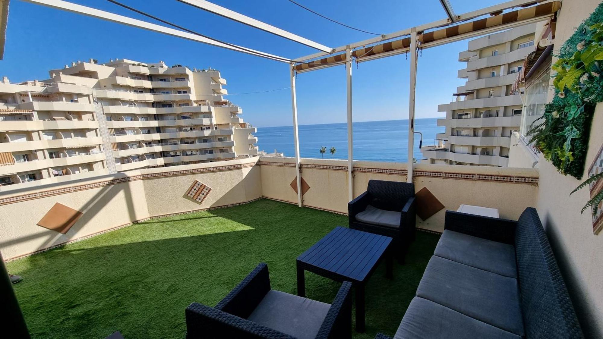 Benalbeach. Espectacular Terraza, Vistas Al Mar. Benalmádena